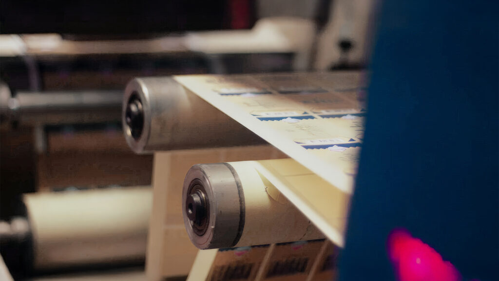 papel autoadhesivo para etiquetas